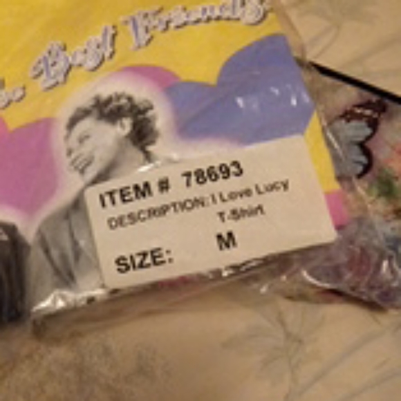 T shirt - Picture 1 of 2